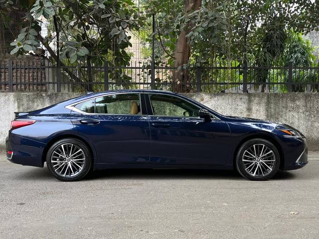 https://images10.gaadi.com/usedcar_image/3706632/original/img2929779__used_car_2929779_1701942683.jpg?imwidth=6401