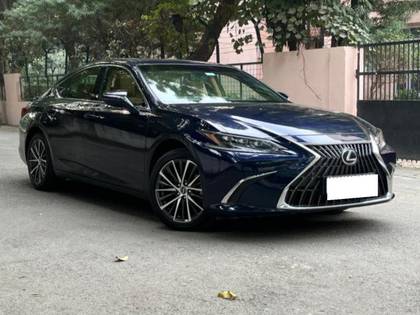Lexus ES 300h Luxury Lexus ES 300h Luxury