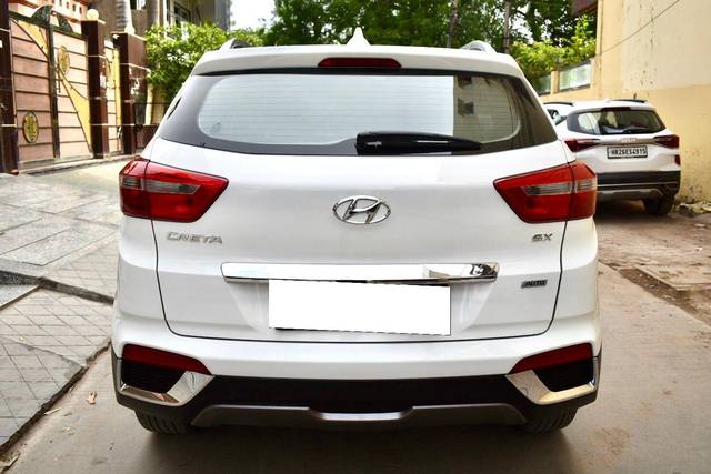 https://images10.gaadi.com/usedcar_image/3706648/original/processed_img2929788__usedcar_dsc_1517_2929788_1701944664.jpg?imwidth=6402
