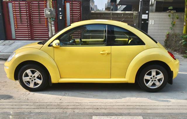 https://images10.gaadi.com/usedcar_image/3706661/original/processed_img2929793__usedcar_dsc_0511_2929793_1701944784.jpg?imwidth=6402
