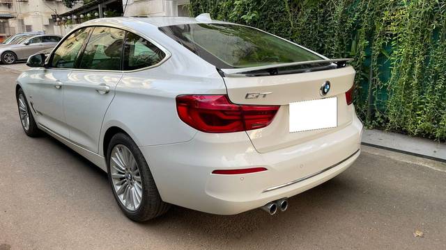 https://images10.gaadi.com/usedcar_image/3706672/original/processed_img2929801__usedcar_whatsappimage2023_08_29at62859pm_1111701943466_1701943485.jpeg?imwidth=6402