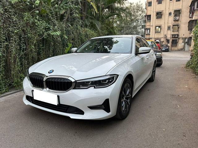 https://images10.gaadi.com/usedcar_image/3706685/original/processed_img2929810__usedcar_whatsappimage2023_10_31at60334pm_1111701943760_1701943781.jpeg?imwidth=6400