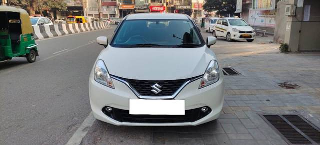 https://images10.gaadi.com/usedcar_image/3706733/original/processed_img2929842__used_car_2929842_1701945197.jpg?imwidth=6402