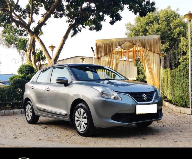https://images10.gaadi.com/usedcar_image/3706772/original/processed_img2929858__used_car_2929858_1701951911.jpg?imwidth=6400
