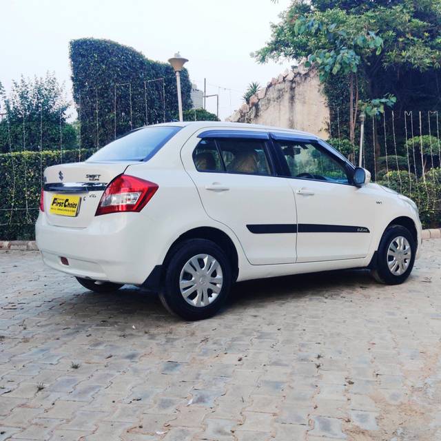 https://images10.gaadi.com/usedcar_image/3706774/original/processed_img2929860__used_car_2929860_1702013779.jpg?imwidth=6402
