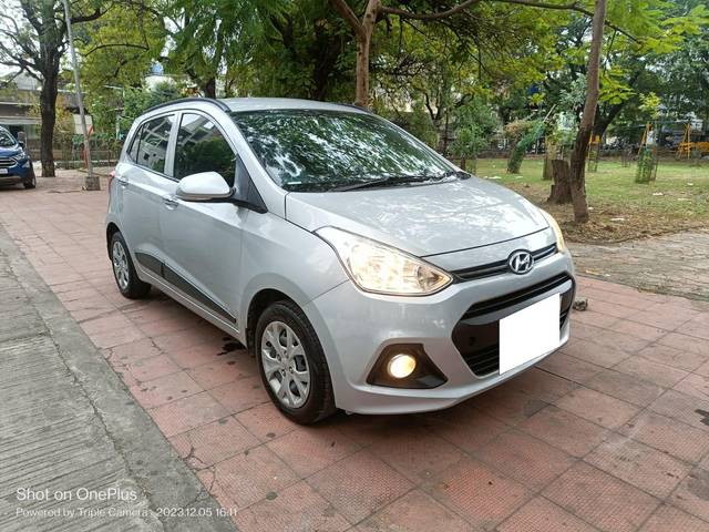 https://images10.gaadi.com/usedcar_image/3706821/original/processed_img2929886__used_car_2929886_1701948377.jpg?imwidth=6400