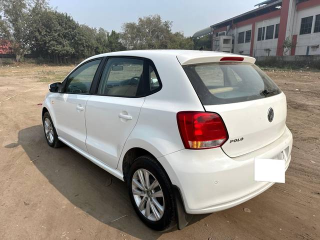 https://images10.gaadi.com/usedcar_image/3706839/original/processed_img2929901__usedcar_img_2230_2929901_1701952825.jpeg?imwidth=6402