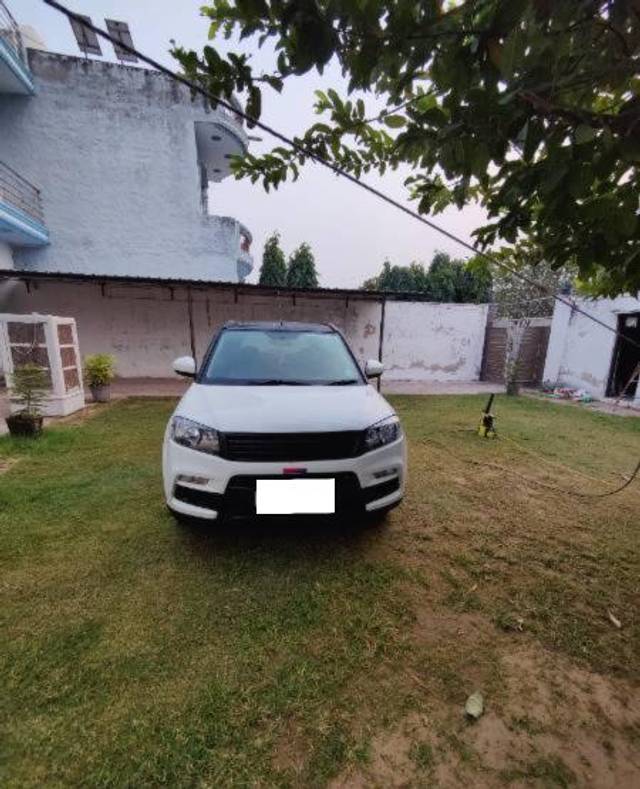 https://images10.gaadi.com/usedcar_image/3706892/original/processed_cfcd7a95-47ff-43d9-9326-749f2798d4b0.jpg?imwidth=6402