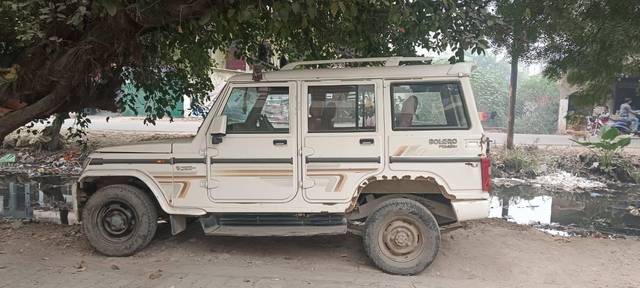 https://images10.gaadi.com/usedcar_image/3706924/original/processed_0d28e211-8070-4122-87b5-8f1d6efeab73.jpg?imwidth=6402