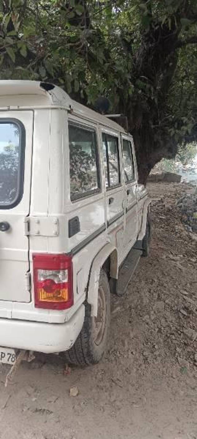 https://images10.gaadi.com/usedcar_image/3706924/original/processed_a72637d7-5bd6-4c94-9175-4e3fb0d25655.jpg?imwidth=6401