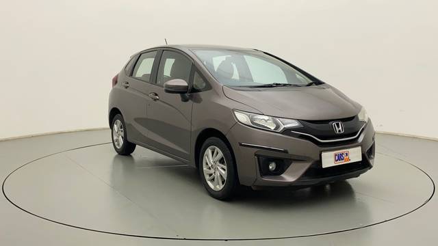 https://images10.gaadi.com/usedcar_image/3706928/original/91258c49-7eaf-4cff-b76d-c1f3d1e76a75__43.jpg?imwidth=6400