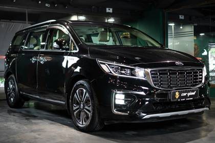 Kia Carnival Prestige 6 STR Kia Carnival Prestige 6 STR