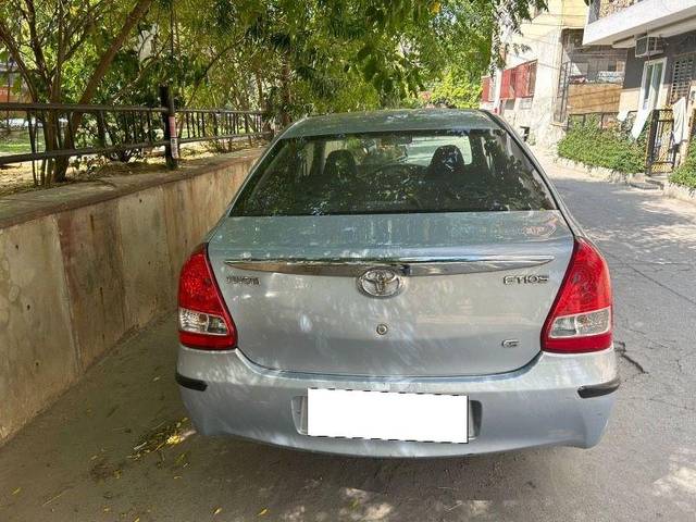 https://images10.gaadi.com/usedcar_image/3707068/original/processed_a9fd5e9e-65ee-4201-82f3-e12c4fedc05c.jpeg?imwidth=6401