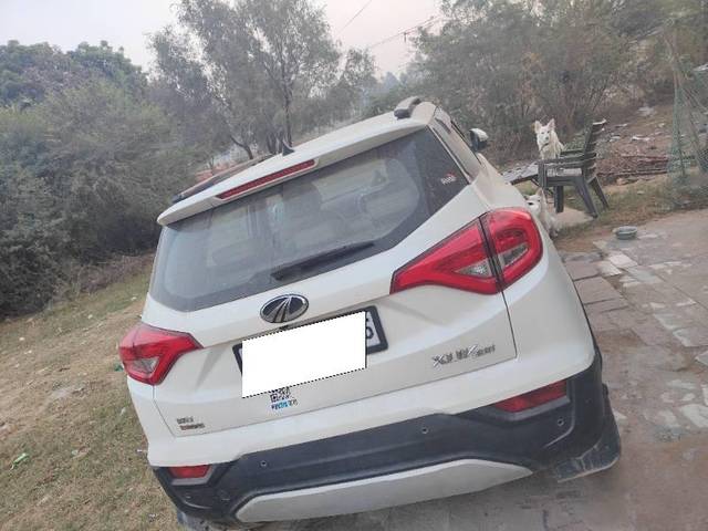 https://images10.gaadi.com/usedcar_image/3707202/original/processed_97dbac3b-080c-44c2-a325-72f87c89a4c4.jpg?imwidth=6401