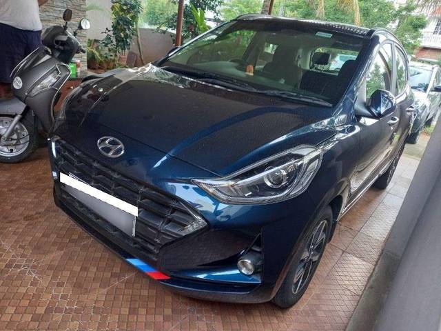 https://images10.gaadi.com/usedcar_image/3707252/original/processed_83a7ed82-6f41-44a6-8bd5-3d9adb95a918.jpeg?imwidth=6400