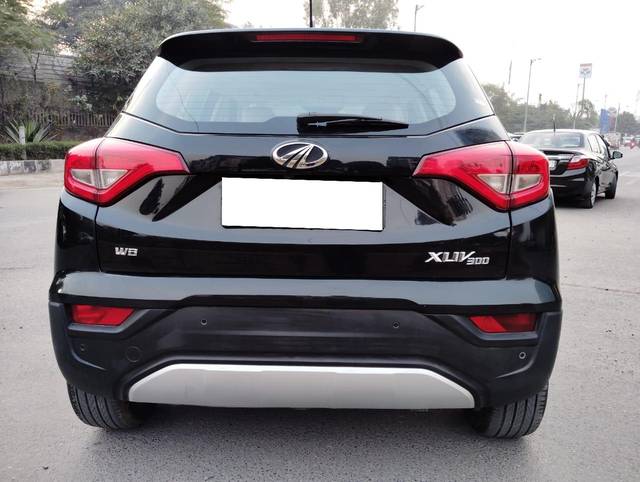 https://images10.gaadi.com/usedcar_image/3707449/original/processed_img2930112__used_car_2930112_1703263605.jpg?imwidth=6401
