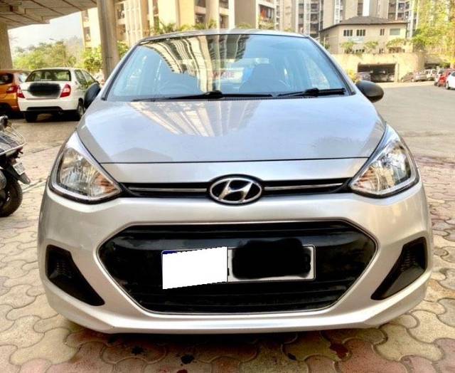 https://images10.gaadi.com/usedcar_image/3707470/original/processed_a6b5b3ad-1127-4533-9437-4a072c358edf.jpeg?imwidth=6400