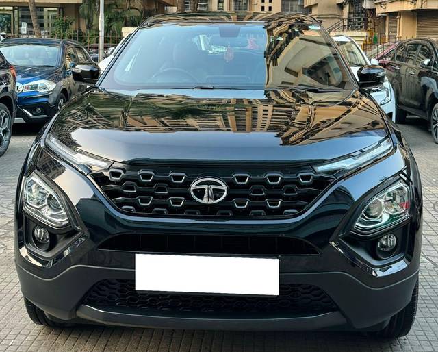 https://images10.gaadi.com/usedcar_image/3707541/original/processed_img2930124__used_car_2930124_1701980558.jpg?imwidth=6400
