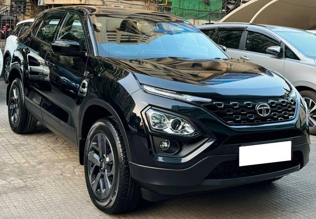 https://images10.gaadi.com/usedcar_image/3707541/original/processed_img2930124__used_car_2930124_1701980559.jpg?imwidth=6401