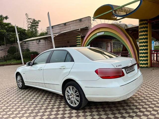 https://images10.gaadi.com/usedcar_image/3707687/original/processed_ef0a59ed-ac55-473f-b14e-6c15760a7a4d.jpg?imwidth=6402