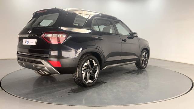 https://images10.gaadi.com/usedcar_image/3707785/original/processed_img2930225__usedcar_8_276591702012010_1702012030.jpg?imwidth=6402