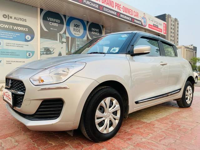 https://images10.gaadi.com/usedcar_image/3707877/original/processed_img2930255__used_car_2930255_1702015353.jpg?imwidth=6402