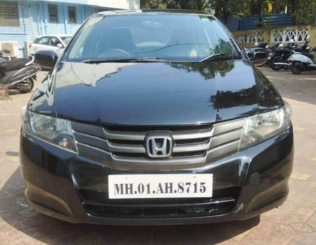 https://images10.gaadi.com/usedcar_image/3707888/original/processed_img2930259__usedcar_1_42001702015435_1702015448.jpeg?imwidth=6400