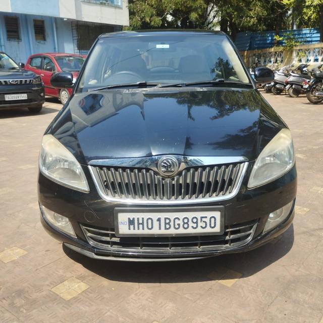 https://images10.gaadi.com/usedcar_image/3707930/original/processed_img2930282__usedcar_1_42001702016736_1702016760.jpeg?imwidth=6400