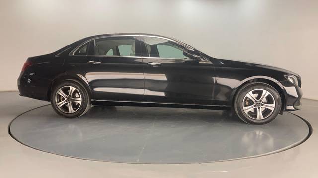 https://images10.gaadi.com/usedcar_image/3707946/original/processed_img2930296__usedcar_c3_276591702017110_1702017143.jpg?imwidth=6401