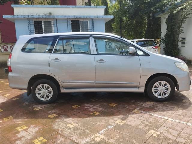 https://images10.gaadi.com/usedcar_image/3707949/original/img2930297__usedcar_4_42001702017189_1702017209.jpeg?imwidth=6401