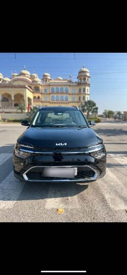 Kia Carens Luxury Plus DCT 6 STR Kia Carens Luxury Plus DCT 6 STR