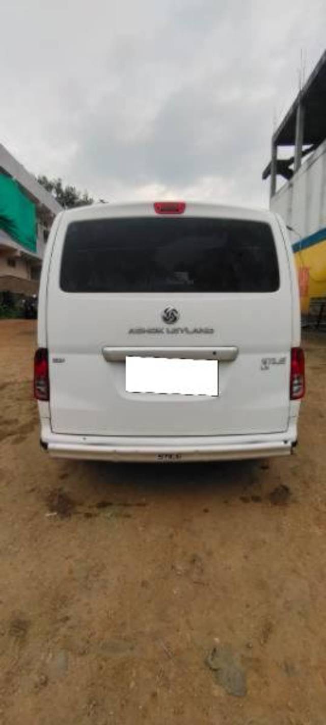 https://images10.gaadi.com/usedcar_image/3707958/original/processed_248fd6b0-d004-40fc-a17f-b5e003f54870.jpg?imwidth=6401