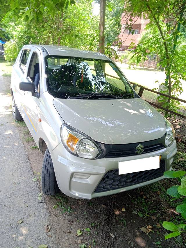 https://images10.gaadi.com/usedcar_image/3707974/original/processed_3128e166-822b-4695-80d1-d491a080b562.jpg?imwidth=6400