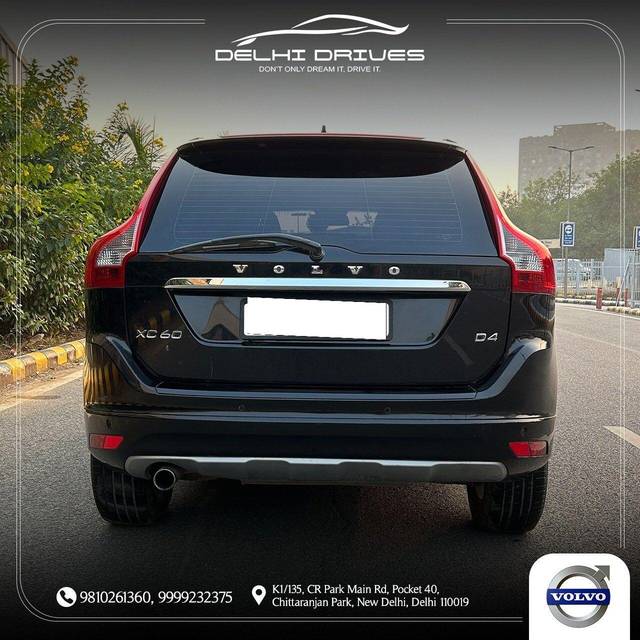 https://images10.gaadi.com/usedcar_image/3708049/original/processed_img2930344__used_car_2930344_1702020617.jpg?imwidth=6402