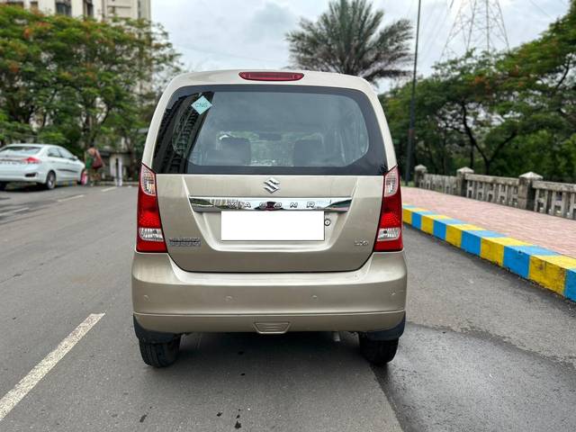 https://images10.gaadi.com/usedcar_image/3708137/original/processed_img2930385__usedcar_whatsappimage2023_12_08at134922_2__73991702022873_1702023731.jpeg?imwidth=6401