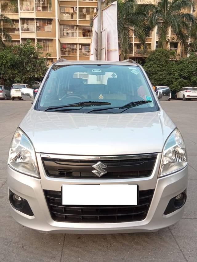 https://images10.gaadi.com/usedcar_image/3708206/original/processed_img2930430__used_car_2930430_1702025298.jpg?imwidth=6402