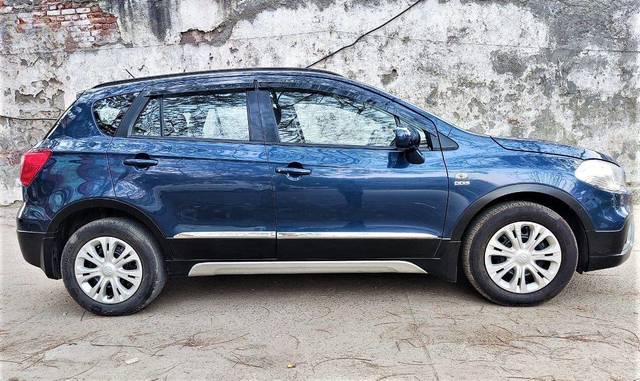 https://images10.gaadi.com/usedcar_image/3708266/original/processed_img2930459__used_car_2930459_1702027427.jpeg?imwidth=6401