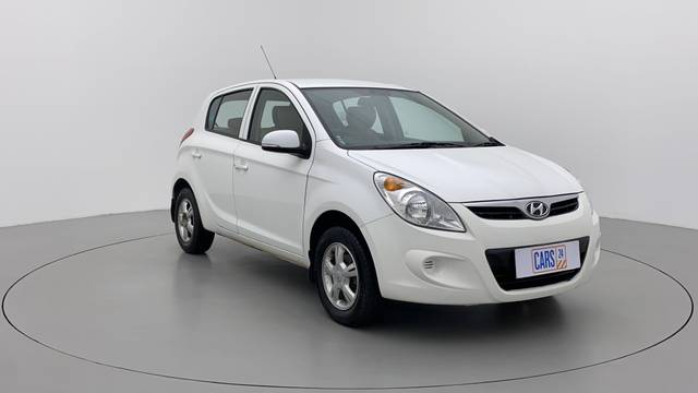 https://images10.gaadi.com/usedcar_image/3708306/original/77acdb0b-f8d8-4c9d-8788-d39f165229fd__46.jpg?imwidth=6400