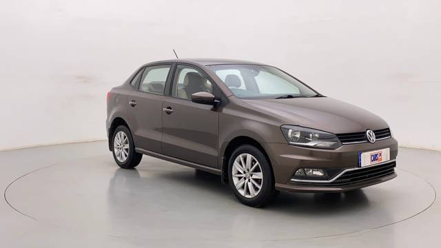 https://images10.gaadi.com/usedcar_image/3708310/original/355200ff-8729-49fa-b912-d39538990660__43.jpg?imwidth=6400