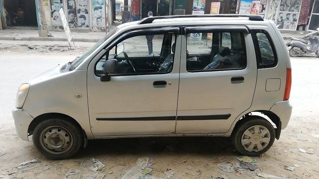 https://images10.gaadi.com/usedcar_image/3708510/original/01__VCC_IMG_1701414966535_1826833_95_1701415294.jpg?imwidth=6401