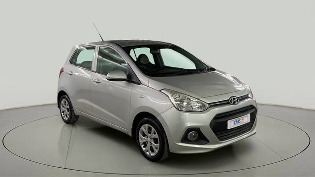 https://images10.gaadi.com/usedcar_image/3708516/original/slot__1-7-Exterior-11253956766-61c7985c48964140bb5f3467268e9a71-Exterior-7.jpg?imwidth=6400