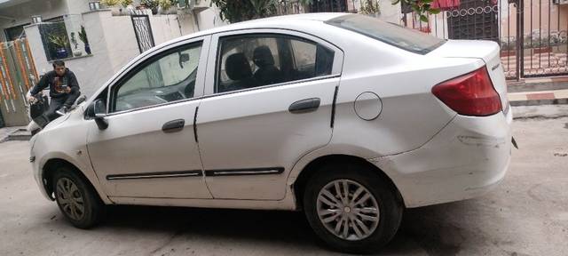 https://images10.gaadi.com/usedcar_image/3708518/original/01__VCC_IMG_1701423705741_1826937_95_1701423863.jpg?imwidth=6401