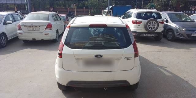 https://images10.gaadi.com/usedcar_image/3708521/original/01__VCC_1826881_96_1701427951.jpg?imwidth=6402