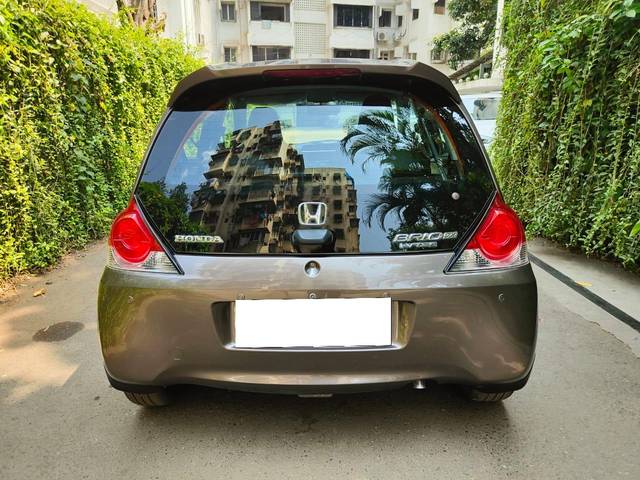 https://images10.gaadi.com/usedcar_image/3708573/original/processed_img2930623__usedcar_whatsappimage2023_10_10at125453pm_2__1111702036224_1702036233.jpeg?imwidth=6401