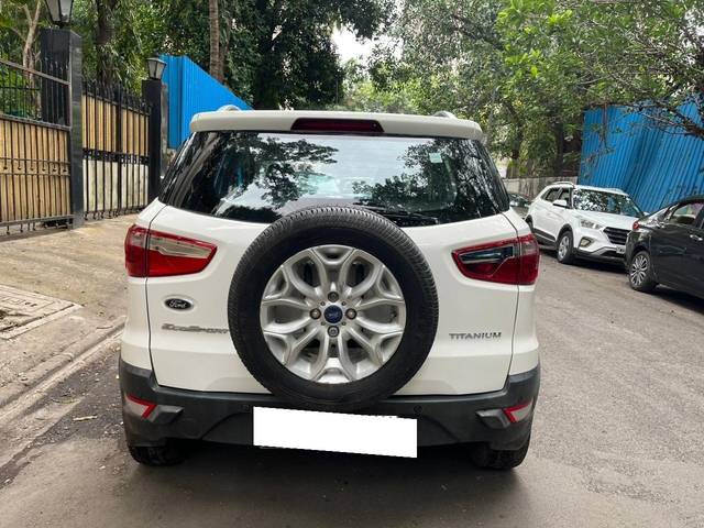 https://images10.gaadi.com/usedcar_image/3708591/original/processed_img2930638__usedcar_12_6241702036484_1702036501.jpg?imwidth=6402