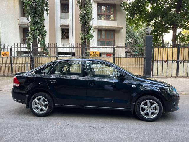 https://images10.gaadi.com/usedcar_image/3708644/original/processed_img2930677__usedcar_4_6241702037547_1702037567.jpg?imwidth=6401