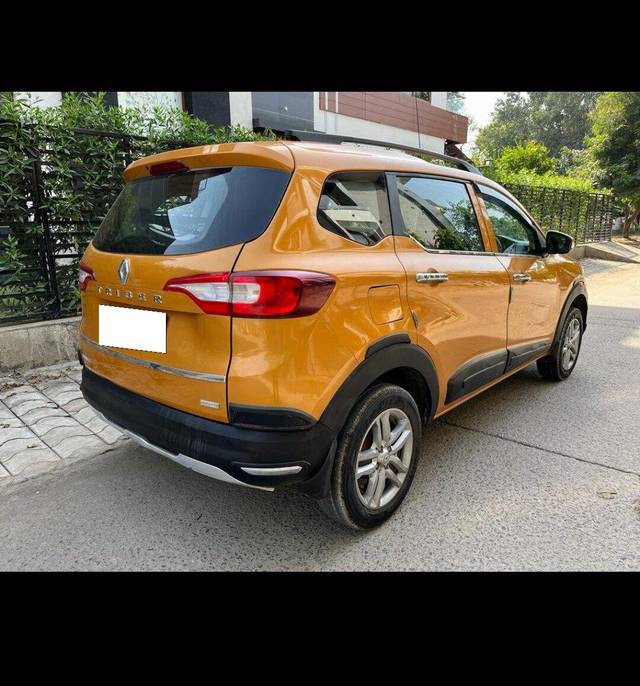 https://images10.gaadi.com/usedcar_image/3708656/original/processed_img2930687__used_car_2930687_1702038063.jpg?imwidth=6402