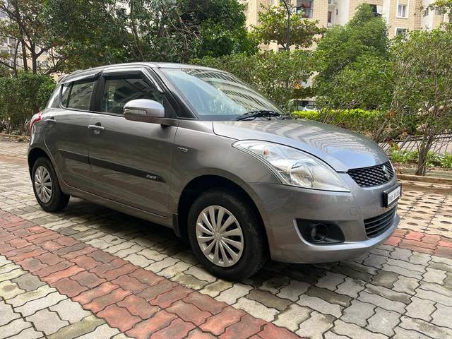 https://images10.gaadi.com/usedcar_image/3708658/original/processed_img2930689__used_car_2930689_1702038090.jpg?imwidth=6400