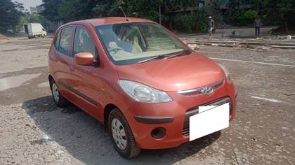 Hyundai i10 Sportz AT Hyundai i10 Sportz AT