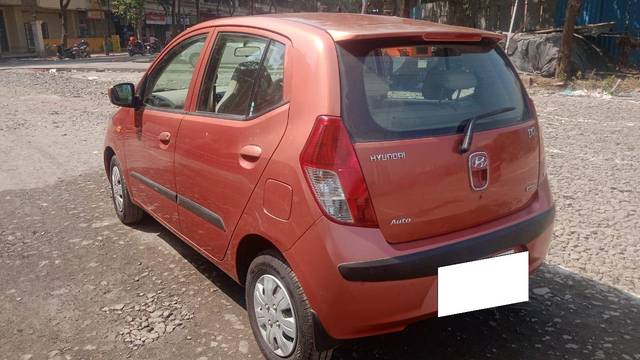 https://images10.gaadi.com/usedcar_image/3708733/original/processed_img2930742__used_car_2930742_1702039961.jpg?imwidth=6402